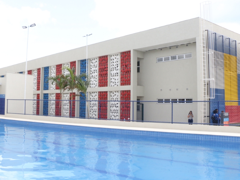 Estado inaugura colégio de ensino integral em Paripe