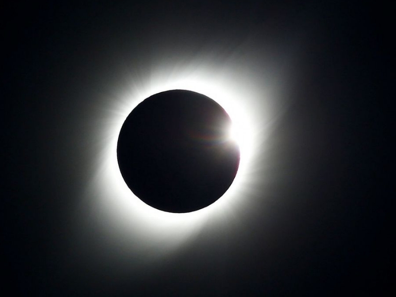 Observação do eclipse exige cuidados para evitar lesão nos olhos
