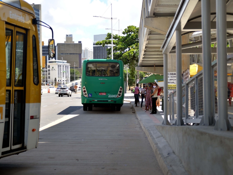Tarifa do transporte público de Salvador será reajustada a partir de segunda (13)