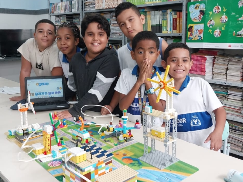 Alunos de Escola Municipal no Lobato se classificam para 2ª etapa de competição de Robótica em Curitiba