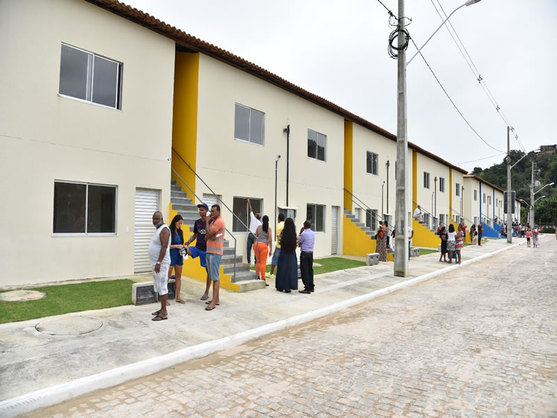 Entrega de moradias beneficia 136 famílias no Subúrbio Ferroviário