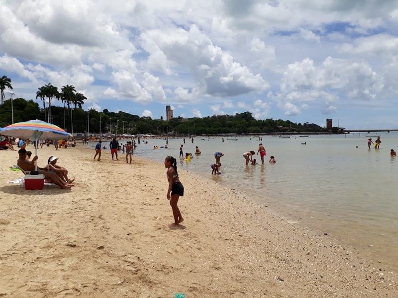 Prefeitura anuncia reabertura das praias a partir de segunda (3)