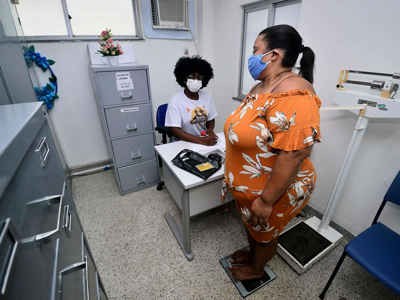 Bolsa Família: Beneficiários de Salvador devem comparecer aos postos para realizar acompanhamento de saúde