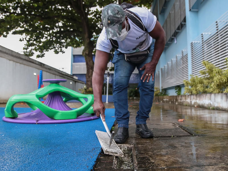 CCZ promove ações de combate ao mosquito da dengue em escolas municipais