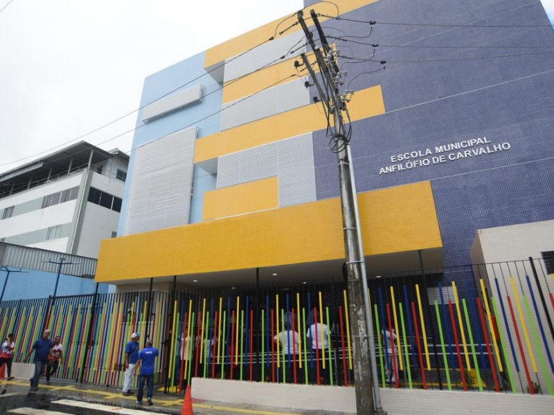 Prefeitura de Salvador reconstrói escola em Periperi e dobra oferta de vagas para mais de 700 alunos