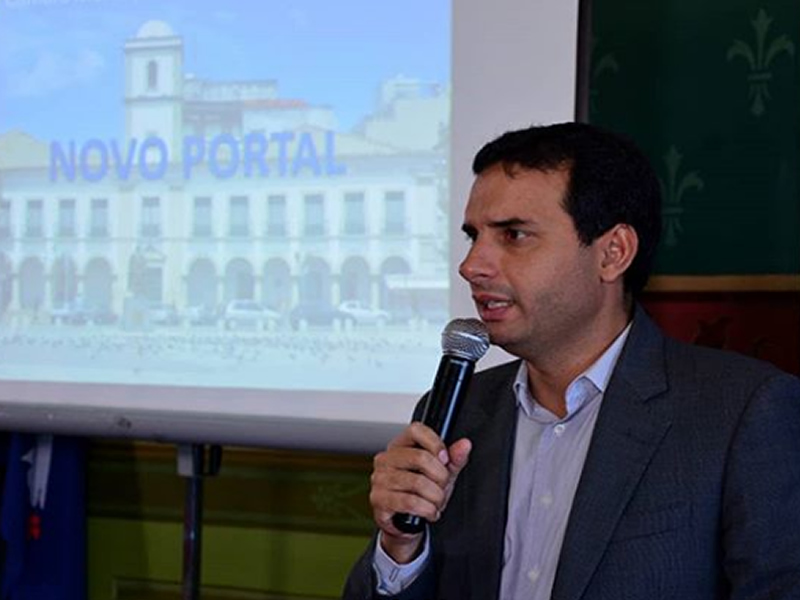 Presidente Leo Prates lança novo portal da Câmara de Salvador