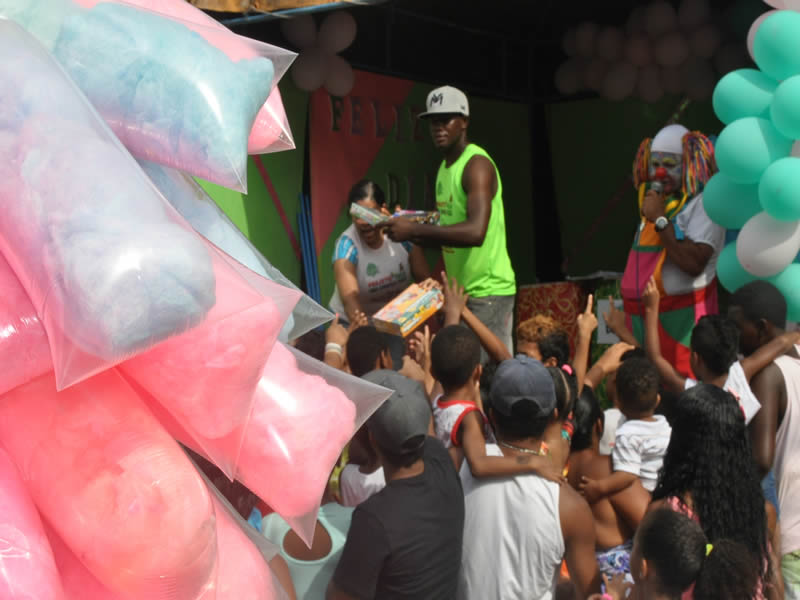 Doe brinquedos: Campanha faça uma criança feliz, neste sábado na Praça de Paripe